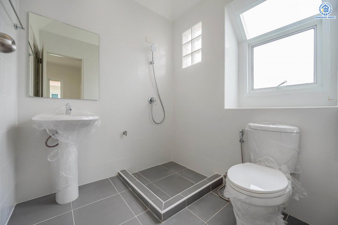 บ้านมือสองตกแต่งใหม่ โครงการ ชัยพฤกษ์ ติวานนท์-ราชพฤกษ์1 เนื้อที่ 51.30 ตร.ว. ฟังก์ชัน 3 ห้องนอน 2 ห้องน้ำ จอดรถได้ 1 คัน บรรยากาศเงียบสงบเป็นส่วนตัว สิ่งอำนวยความสะดวกมากมาย! บนทำเลศักยภาพ หน้าโครงการติดถนนใหญ่ เชื่อมต่อถนนราชพฤกษ์ ใกล้จุดขึ้นทางด่วน "ศรีสมาน"...